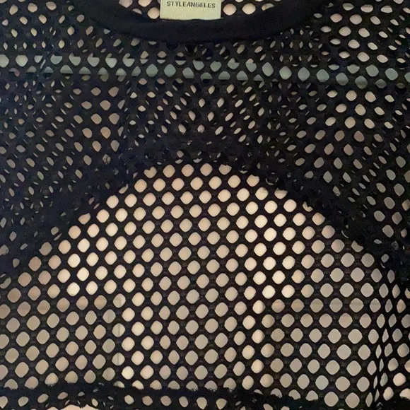 NWT crop top in a very large mesh w large sleeves, edgy, gothic, grunge - Picture 5 of 7